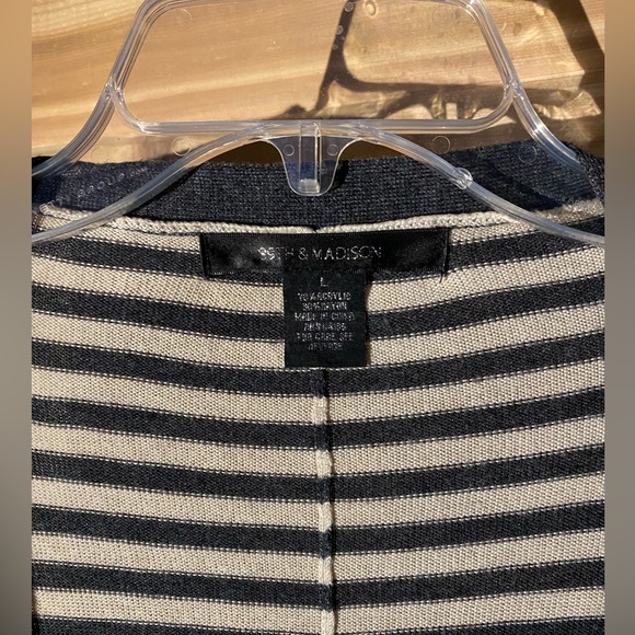 Black/white or Dark Blue/tan, depends on viewer Cardigan, 89th & Madison, Large - Picture 3 of 3